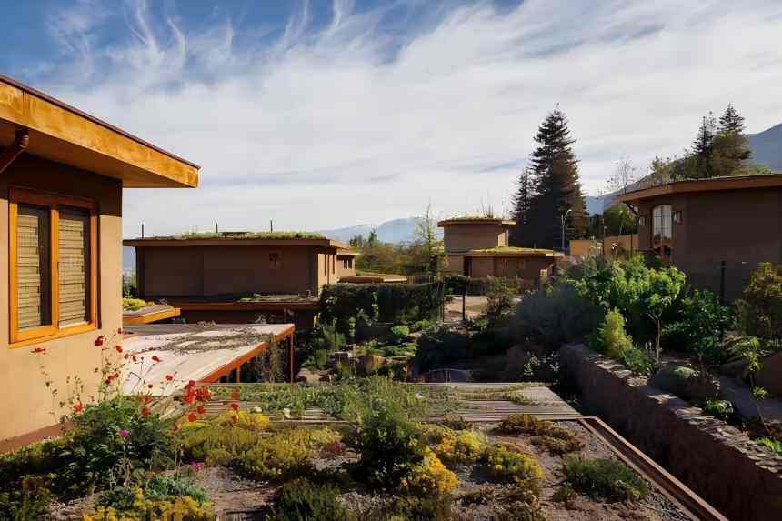 正在上传... Modern green architecture with sustainable rainwater harvesting design